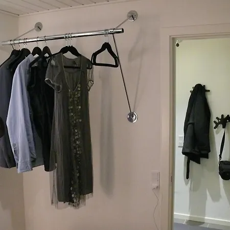 弗雷登斯万度假屋 *